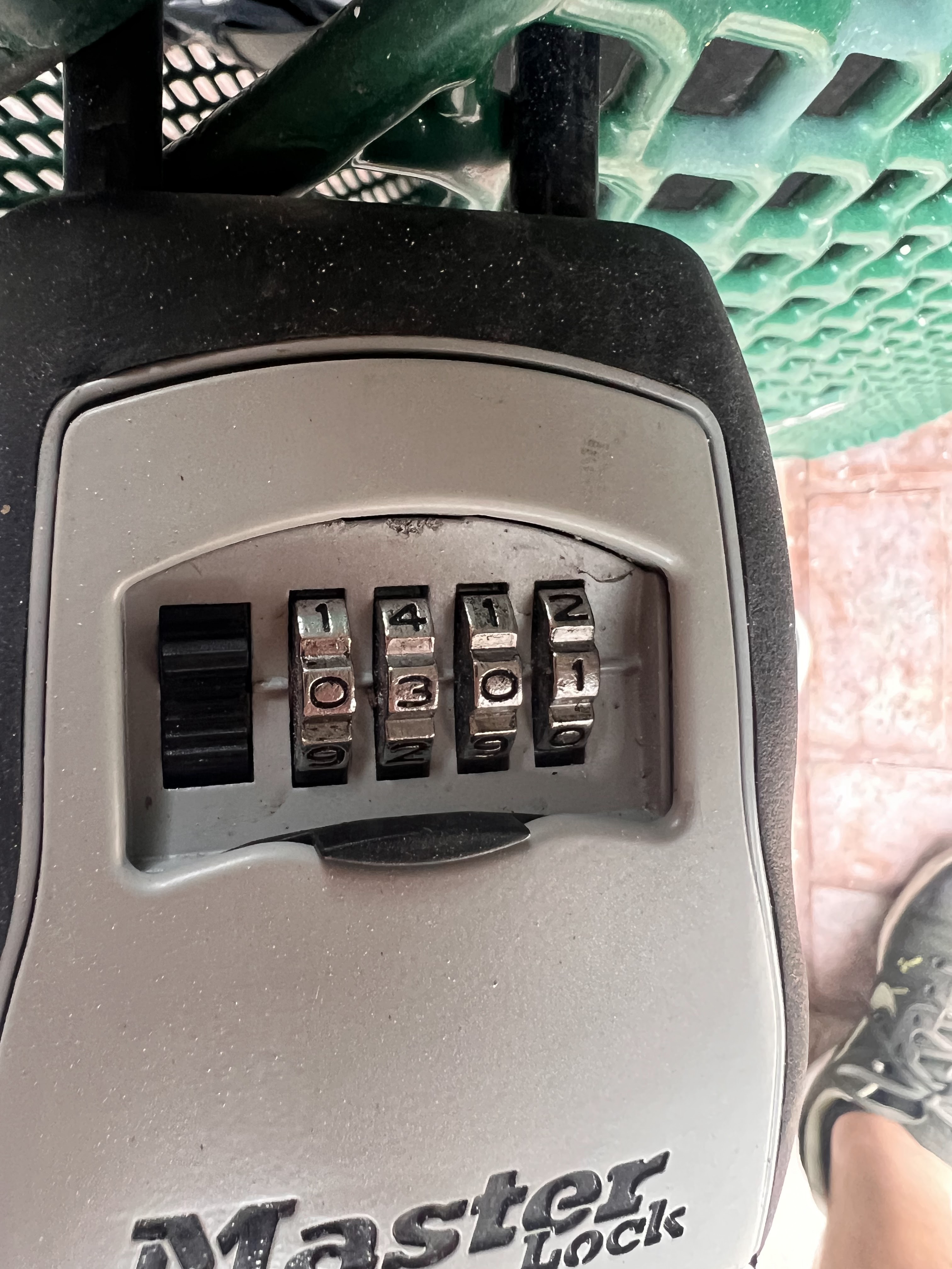 Combination lock repair (Master Lock hardware) - Premier Locksmith Delray Beach